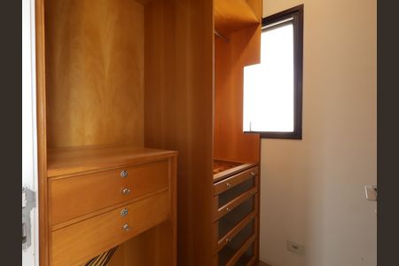 Apartamento à venda com 105m², 3 quartos e 3 vagasCloset da suíte 3