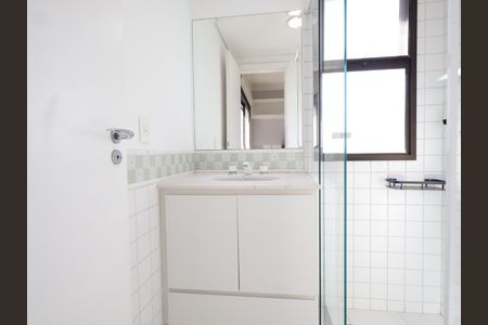 Apartamento à venda com 105m², 3 quartos e 3 vagasBanheiro da Suíte 2