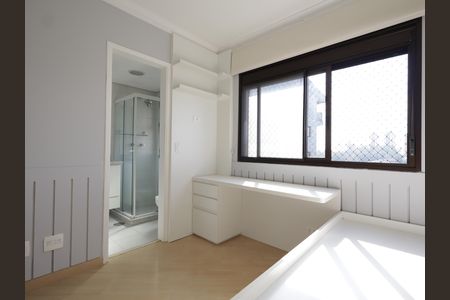 Apartamento à venda com 105m², 3 quartos e 3 vagasSuíte 1