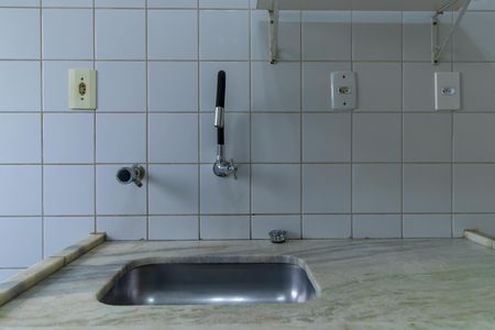 Apartamento para alugar com 51m², 2 quartos e 1 vagaCozinha - Torneira