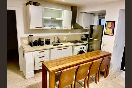 Apartamento para alugar com 85m², 2 quartos e sem vaga