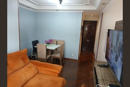 Sala de apartamento à venda com 3 quartos, 57m² em Jardim Santa Teresinha, São Paulo