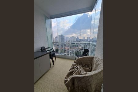 Apartamento à venda com 66m², 3 quartos e 1 vaga Apartamento à venda com 66m², 3 quartos e 1 vagaVaranda