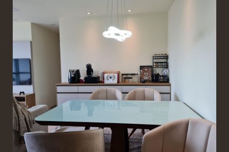 Apartamento à venda com 66m², 3 quartos e 1 vaga Apartamento à venda com 66m², 3 quartos e 1 vagaSala de Jantar