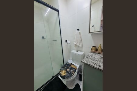 Apartamento à venda com 66m², 3 quartos e 1 vaga Apartamento à venda com 66m², 3 quartos e 1 vagaBanheiro
