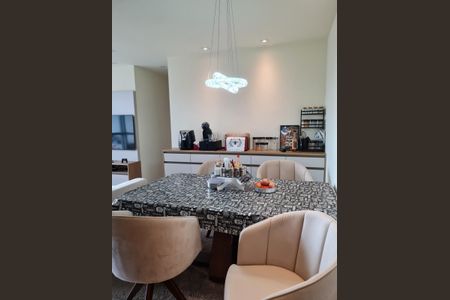 Apartamento à venda com 66m², 3 quartos e 1 vaga Apartamento à venda com 66m², 3 quartos e 1 vagaSala de Jantar