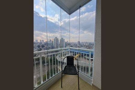 Apartamento à venda com 66m², 3 quartos e 1 vaga Apartamento à venda com 66m², 3 quartos e 1 vagaVaranda