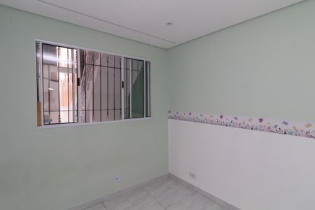Quarto 1 de casa para alugar com 2 quartos, 70m² em Vila Luzimar, São Paulo