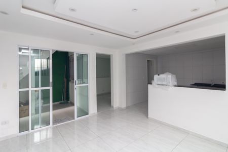 Sala de casa para alugar com 2 quartos, 70m² em Vila Luzimar, São Paulo