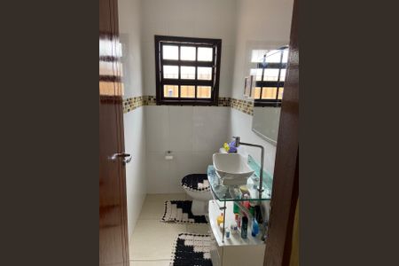 Casa à venda com 213m², 4 quartos e 5 vagas Casa à venda com 213m², 4 quartos e 5 vagasBanheiro