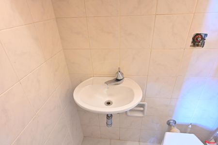 Apartamento para alugar com 100m², 3 quartos e 2 vagasBanheiro de Serviço