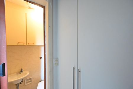 Apartamento para alugar com 100m², 3 quartos e 2 vagasQuarto de Serviço 