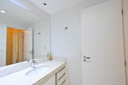 Apartamento para alugar com 100m², 3 quartos e 2 vagasBanheiro Social