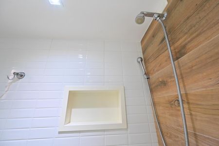 Apartamento para alugar com 100m², 3 quartos e 2 vagasBanheiro da Suíte