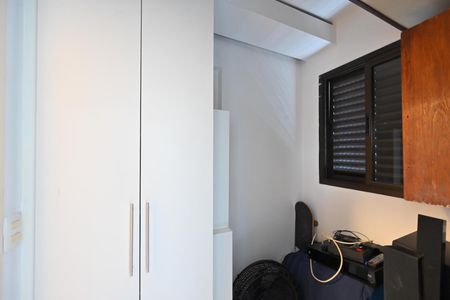 Apartamento para alugar com 100m², 3 quartos e 2 vagasQuarto de Serviço 