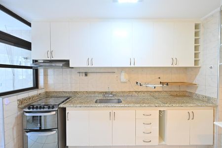 Apartamento para alugar com 100m², 3 quartos e 2 vagasCozinha
