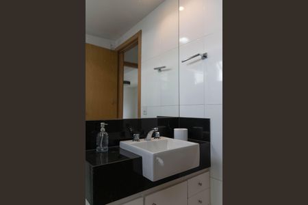 Apartamento para alugar com 93m², 3 quartos e 2 vagas Apartamento para alugar com 93m², 3 quartos e 2 vagasBanheiro Social