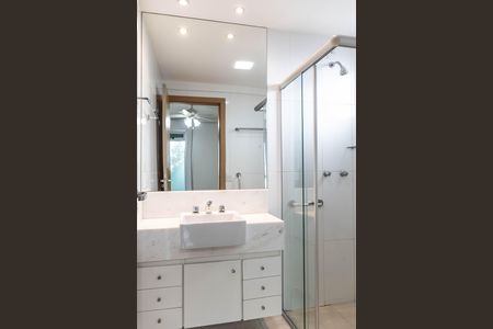 Apartamento para alugar com 93m², 3 quartos e 2 vagas Apartamento para alugar com 93m², 3 quartos e 2 vagasBanheiro da Suíte