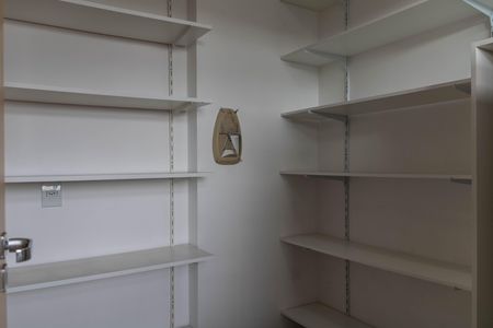 Apartamento para alugar com 93m², 3 quartos e 2 vagas Apartamento para alugar com 93m², 3 quartos e 2 vagasQuarto de Serviço