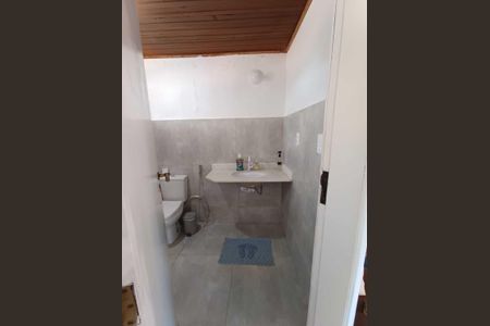 Casa de condomínio para alugar com 360m², 3 quartos e 2 vagasBanheiro