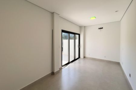 Casa de condomínio à venda com 759m², 5 quartos e 8 vagas Casa de condomínio à venda com 759m², 5 quartos e 8 vagasEscritório