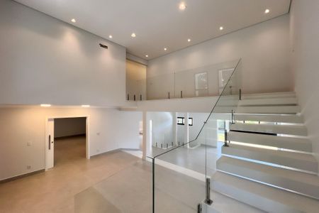 Casa de condomínio à venda com 759m², 5 quartos e 8 vagas Casa de condomínio à venda com 759m², 5 quartos e 8 vagasSala