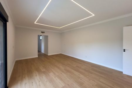 Casa de condomínio à venda com 759m², 5 quartos e 8 vagas Casa de condomínio à venda com 759m², 5 quartos e 8 vagasSuíte 1