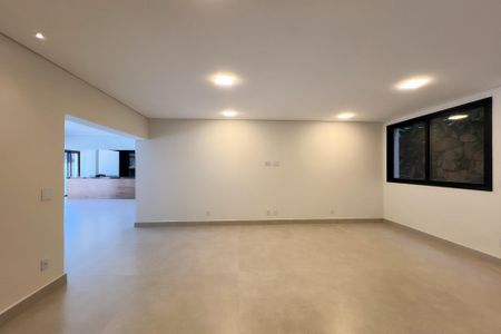 Casa de condomínio à venda com 759m², 5 quartos e 8 vagas Casa de condomínio à venda com 759m², 5 quartos e 8 vagasSalão de Festas