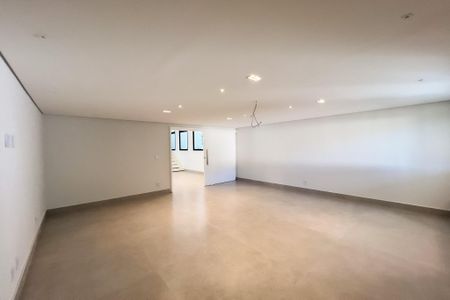 Casa de condomínio à venda com 759m², 5 quartos e 8 vagas Casa de condomínio à venda com 759m², 5 quartos e 8 vagasHome cinema
