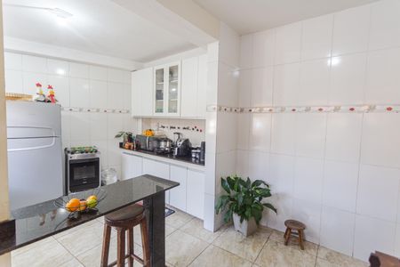 Casa à venda com 141m², 3 quartos e 2 vagas Casa à venda com 141m², 3 quartos e 2 vagasCopa/Cozinha