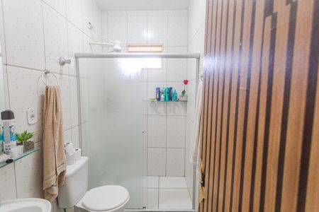 Casa à venda com 141m², 3 quartos e 2 vagas Casa à venda com 141m², 3 quartos e 2 vagasBanheiro Social
