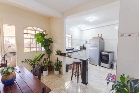 Casa à venda com 141m², 3 quartos e 2 vagas Casa à venda com 141m², 3 quartos e 2 vagasCopa/Cozinha