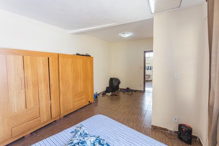 Casa à venda com 141m², 3 quartos e 2 vagas Casa à venda com 141m², 3 quartos e 2 vagasQuarto 3 no 2° Andar