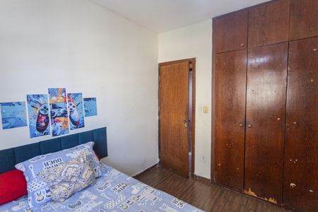 Casa à venda com 141m², 3 quartos e 2 vagas Casa à venda com 141m², 3 quartos e 2 vagasQuarto 2 no 2° Andar