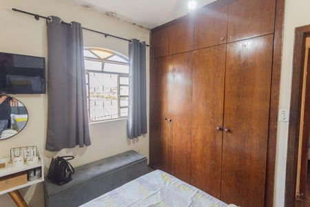 Casa à venda com 141m², 3 quartos e 2 vagas Casa à venda com 141m², 3 quartos e 2 vagasSuíte no 2° Andar