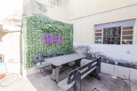 Casa à venda com 141m², 3 quartos e 2 vagas Casa à venda com 141m², 3 quartos e 2 vagasQuintal