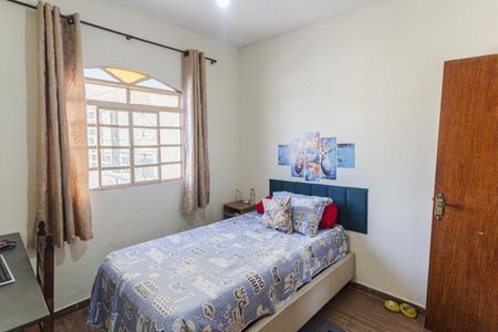 Casa à venda com 141m², 3 quartos e 2 vagas Casa à venda com 141m², 3 quartos e 2 vagasQuarto 2 no 2° Andar