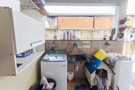 Casa à venda com 141m², 3 quartos e 2 vagas Casa à venda com 141m², 3 quartos e 2 vagasÁrea de Serviço