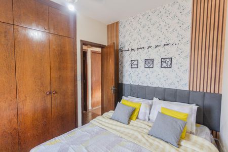 Casa à venda com 141m², 3 quartos e 2 vagas Casa à venda com 141m², 3 quartos e 2 vagasSuíte no 2° Andar