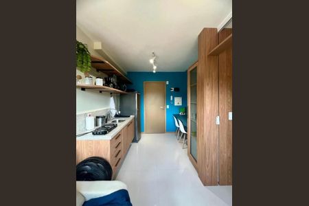 Cozinha de apartamento para alugar com 1 quarto, 23m² em Ondina, Salvador