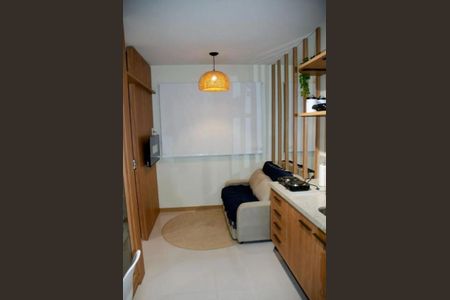 Sala de apartamento para alugar com 1 quarto, 23m² em Ondina, Salvador