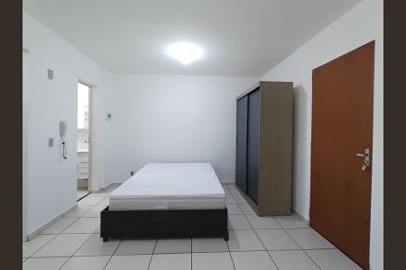 Studio para alugar com 20m², 1 quarto e 1 vagaSala / quarto