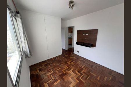 Foto 01 de apartamento para alugar com 1 quarto, 40m² em Cambuci, São Paulo