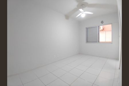 Quarto 1 de apartamento para alugar com 3 quartos, 75m² em Jardim Patricia, Uberlândia