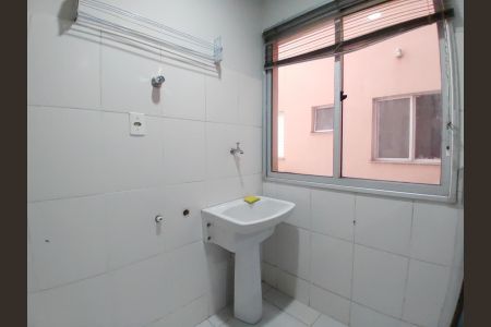 Apartamento para alugar com 75m², 3 quartos e 1 vagaÁrea de serviço