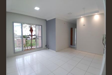 Sala de apartamento para alugar com 3 quartos, 75m² em Jardim Patricia, Uberlândia