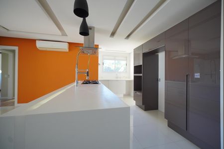 Apartamento para alugar com 84m², 2 quartos e 2 vagasCozinha