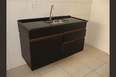 Cozinha e Área de Serviço de apartamento para alugar com 1 quarto, 27m² em Vila Ema, São Paulo