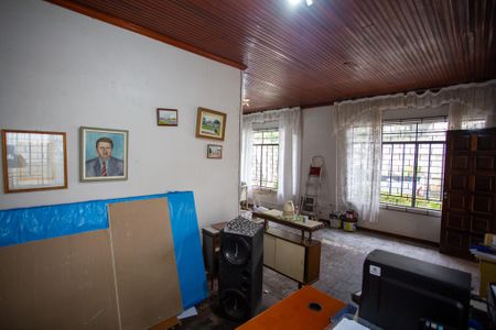 Casa à venda com 250m², 5 quartos e 4 vagas