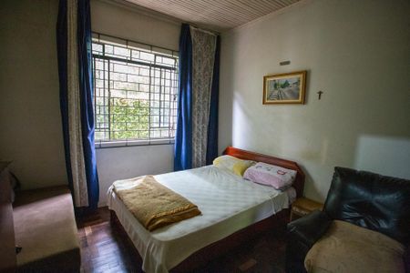 Casa à venda com 250m², 5 quartos e 4 vagas
